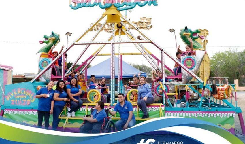 CONVIVE ALCALDESA CON NIÑOS DE CAM EN JUEGOS MECÁNICOS… GRATIS!